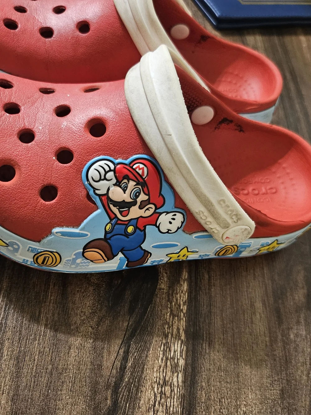 Super Mario Crocs